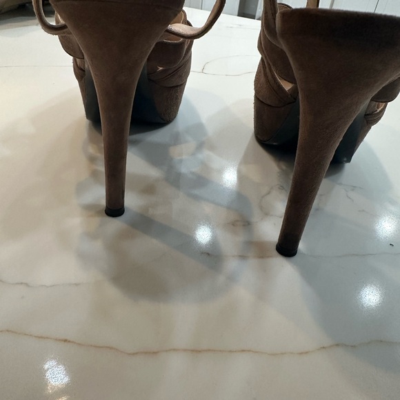 Prada beige suede platform sandals - Picture 10 of 11